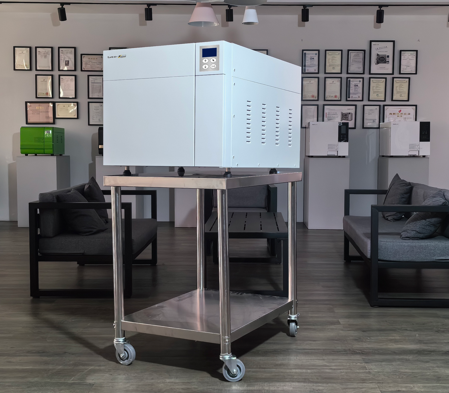 Flight Clave45+ Autoclave 45L (12.5" x 24.3")